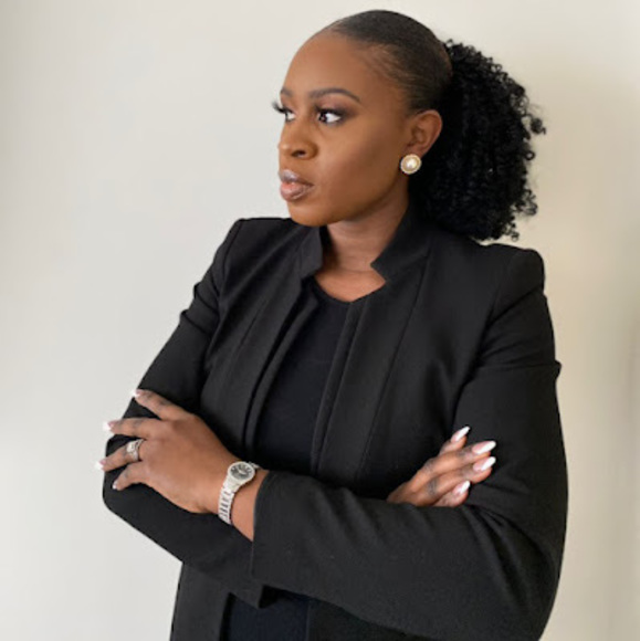 Meet your Posher, Cynthia - Picture 1 of 1